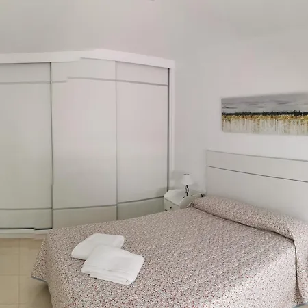 Διαμέρισμα Residencial Amber Iii - Centrico, Amplio Y Comodo Vecindario (Gran Canaria)